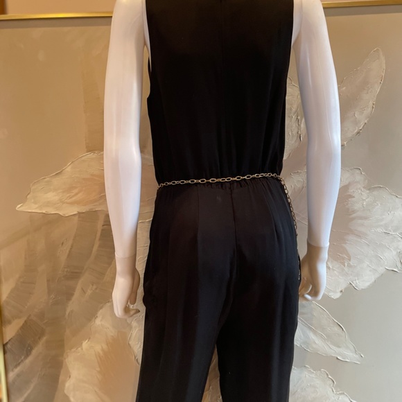 Bebe Black Jumpsuit w/pockets Pleated Tapered 💋💋 Size Small Criss Cross chest - Picture 5 of 7